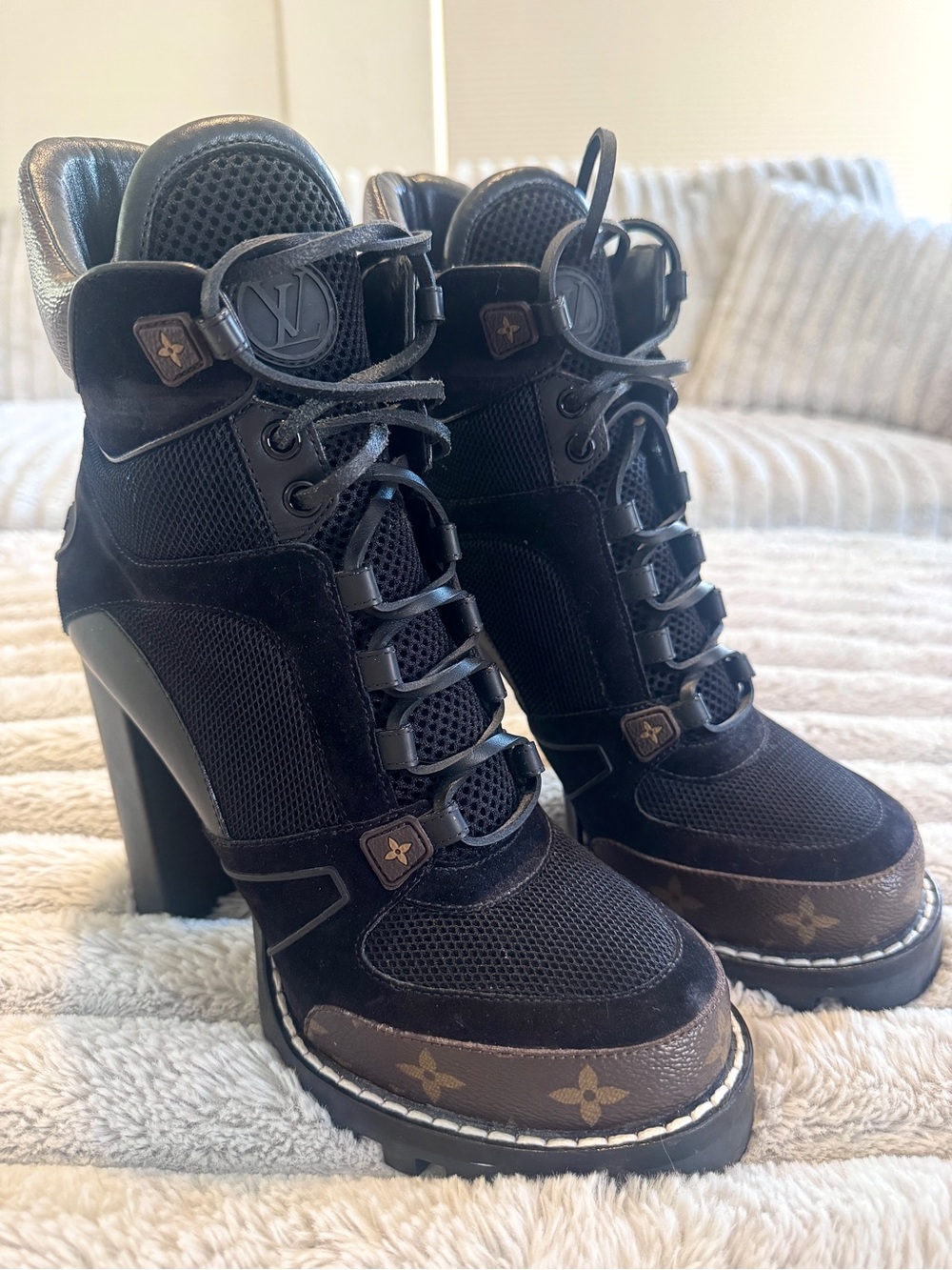 Louis Vuitton Black Mesh & Monogram Platform Lace-Up Heeled Boots 41 10/10.5 US - Picture 2 of 10